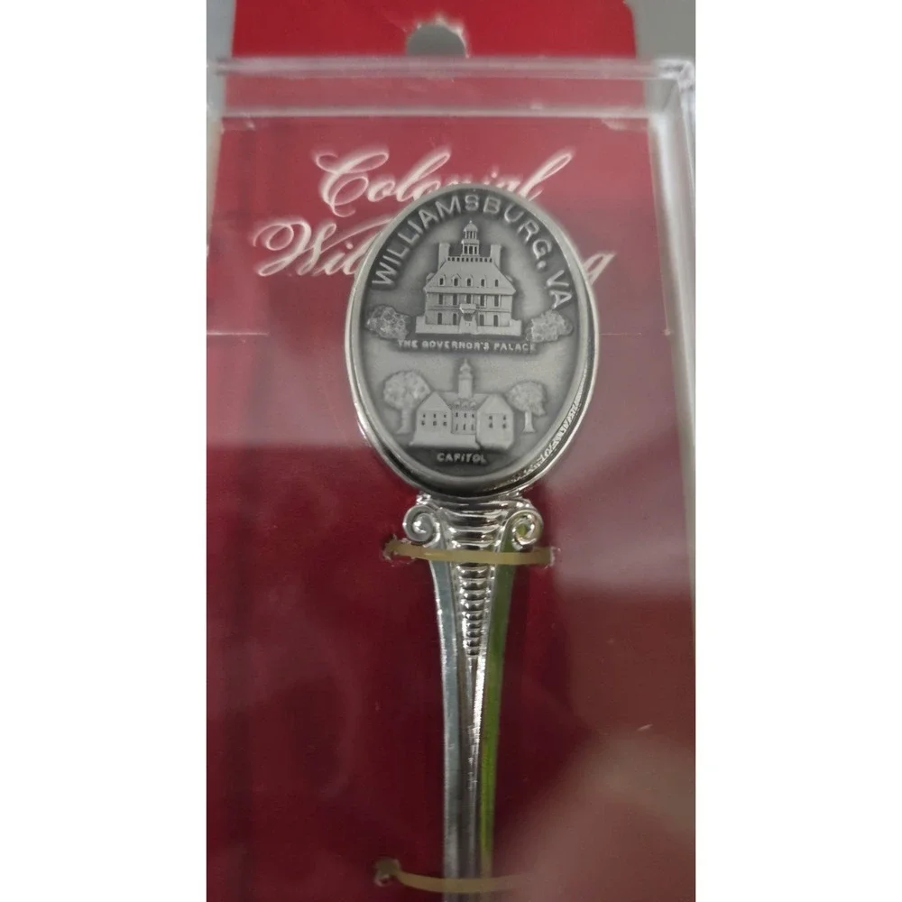 Vintage FORT Colonial‎ Williamsburg Collectible Silver Plated Spoon